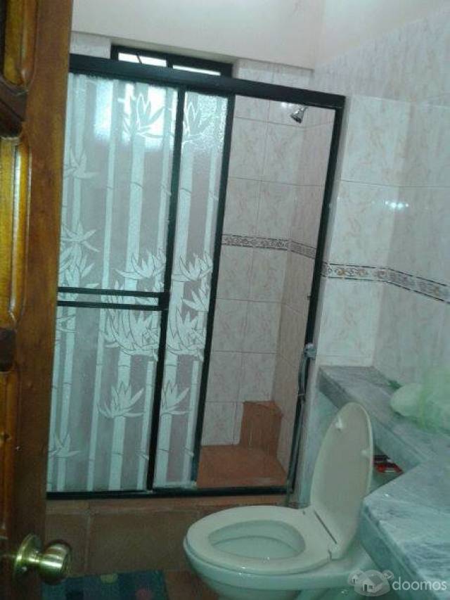 SE VENDE HERMOSA CASA VACACIONAL EN MANABI-PORTOVIEJO-SANTA ANA