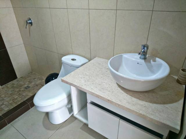 Vendo Apartamento 2 habitaciones en Puerto Santa Ana Guayaquil