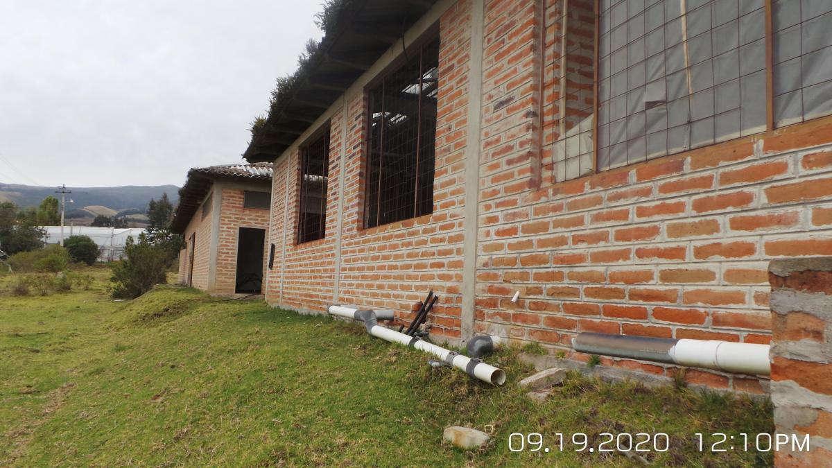 EN VENTA PROPIEDAD de 31 HAS EN PLENA VIA PRINCIPAL EN TABACUNDO