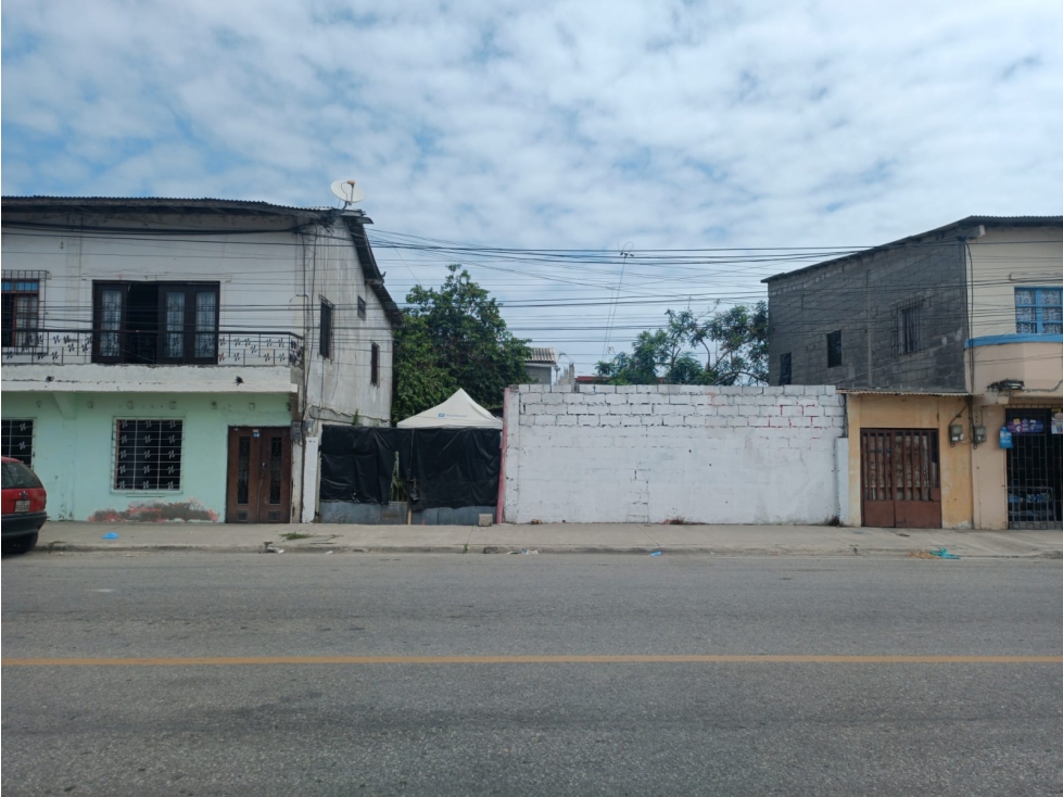 VENTA TERRENO centro de  LIBERTAD, Provincia Santa Elena