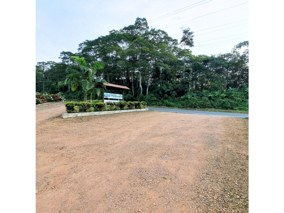 LOTE EN VENTA DENTRO DE URBANIZACIÓN PUERTO QUITO / KATCAS