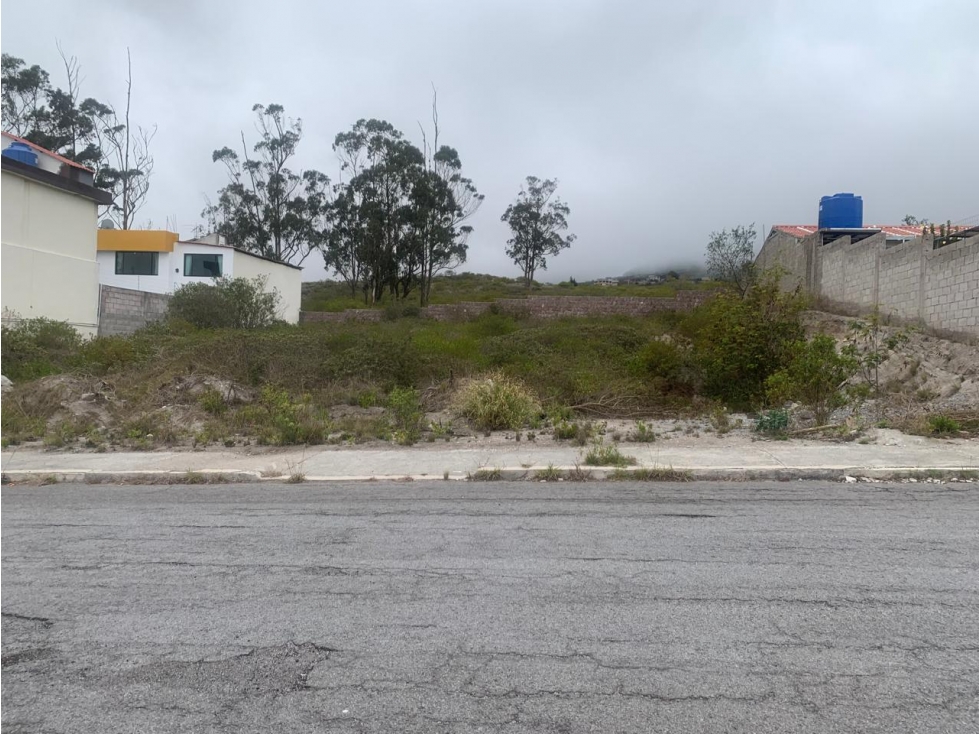 Terreno en Zona Residencial, Mitad del Mundo