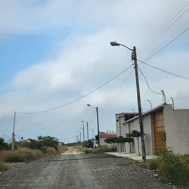 Vendo Terreno 300 m2 en Playas